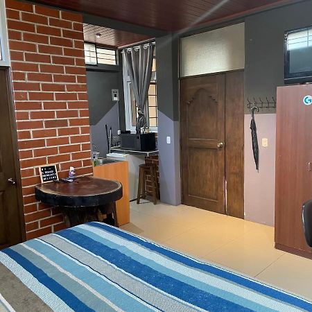 Huehueloft1 Estacionamiento Y Wifi Apartman Huehuetenango Kültér fotó